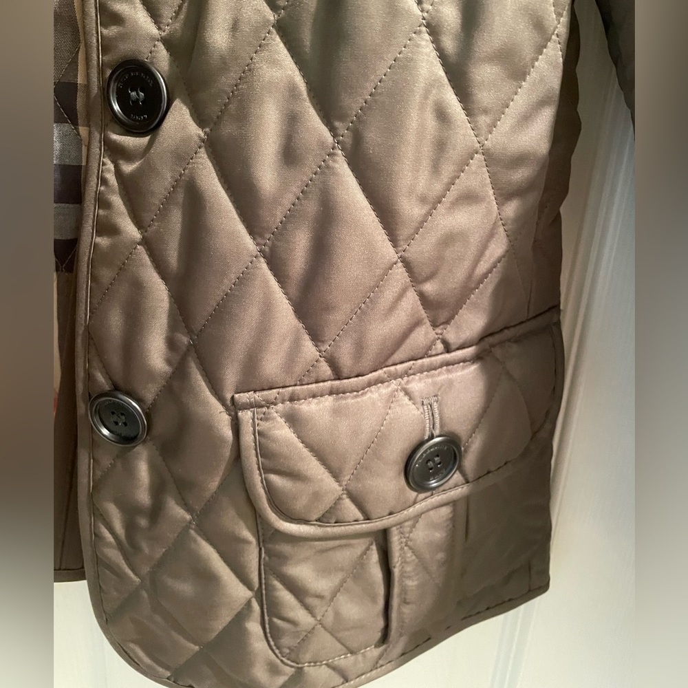 Burberry Quilted Jacket - Picture 4 of 11